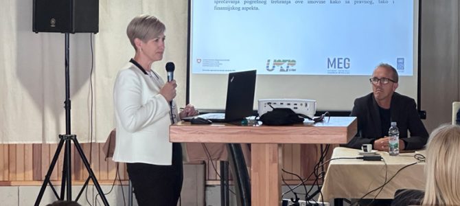 Održana tematska konferencija “Prezentacija rada stručnog tima za izradu prijedloga zakonskog rješenja uknjižbe objekata komunalne infrastrukture u poslovne knjige preduzeća” Održana tematska konferencija “Prezentacija rada stručnog tima za izradu prijedloga zakonskog rješenja uknjižbe objekata komunalne infrastrukture u poslovne knjige preduzeća”